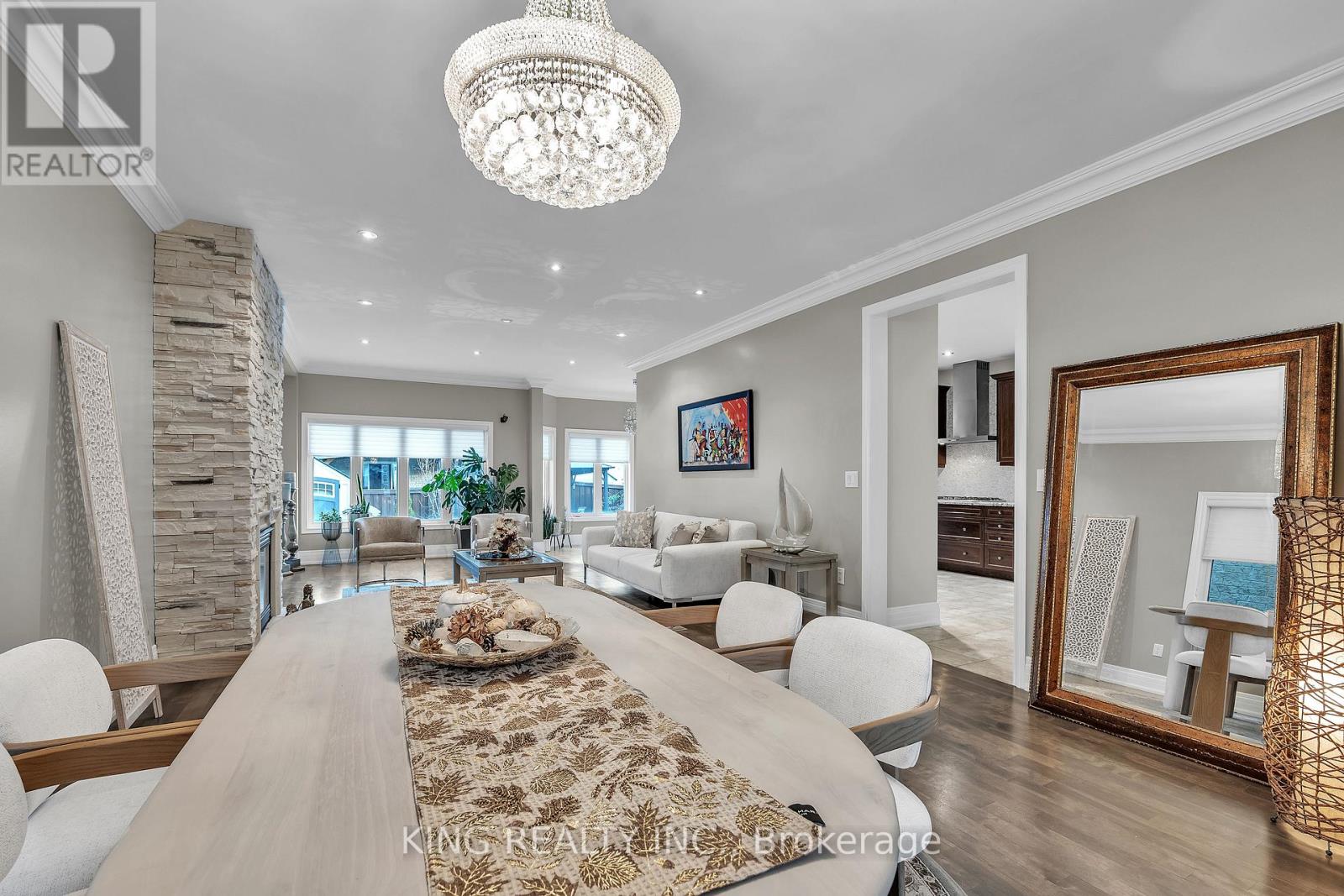 174 Minto Crescent, Milton, Ontario  L9T 7P5 - Photo 10 - W12564986