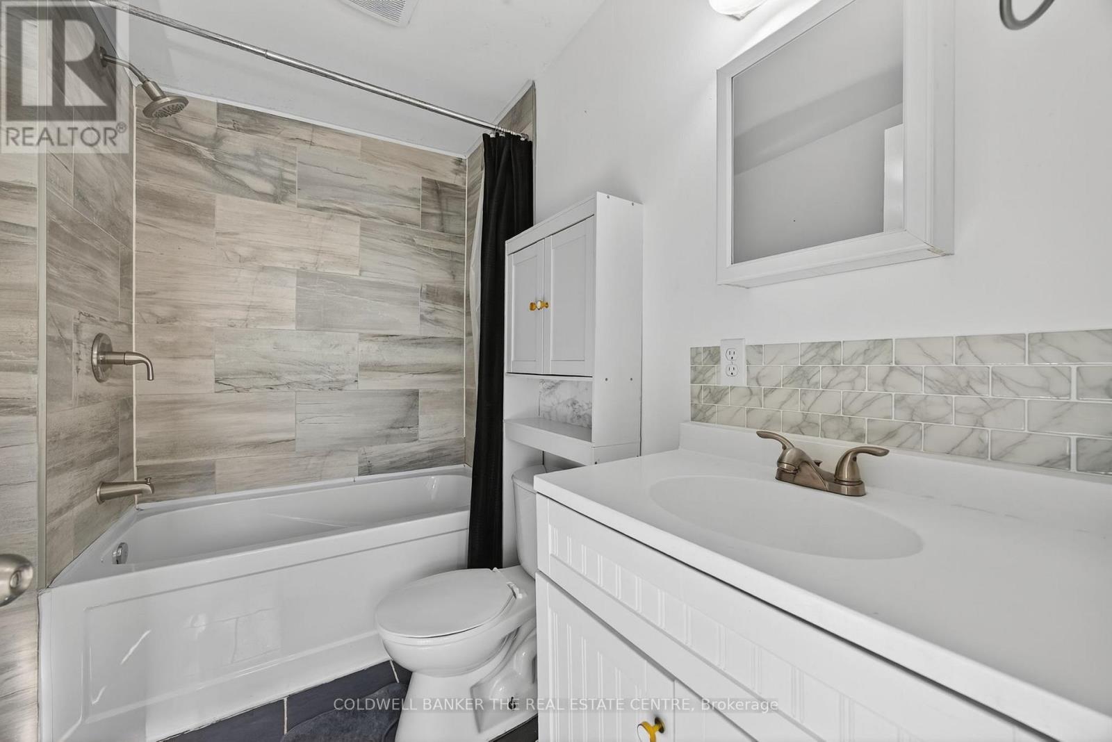 119 Elizabeth Street, Essa, Ontario  L0M 1B0 - Photo 13 - N12471034