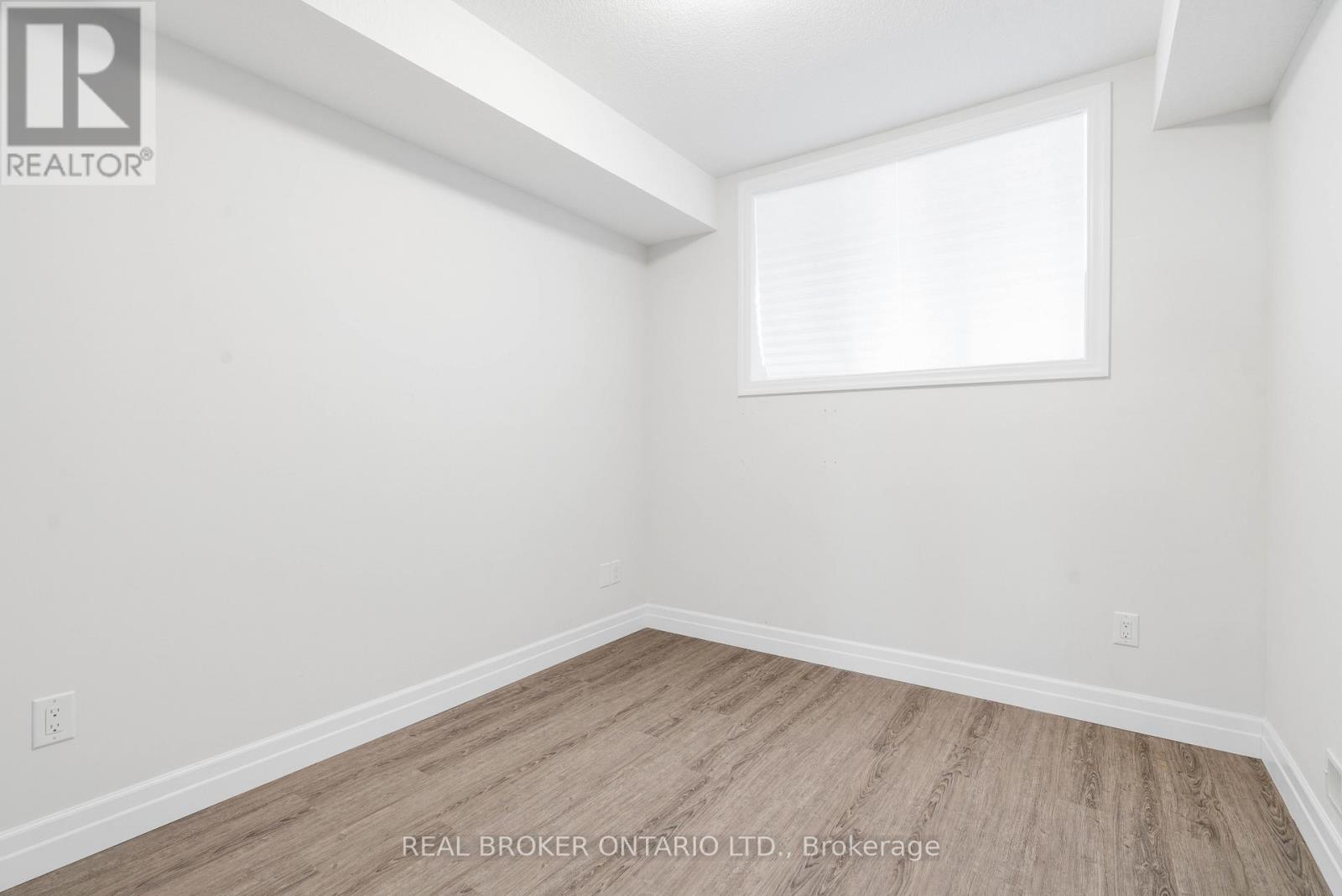 F - 168 Rochefort Street, Kitchener, Ontario  N2R 0P5 - Photo 20 - X12568724