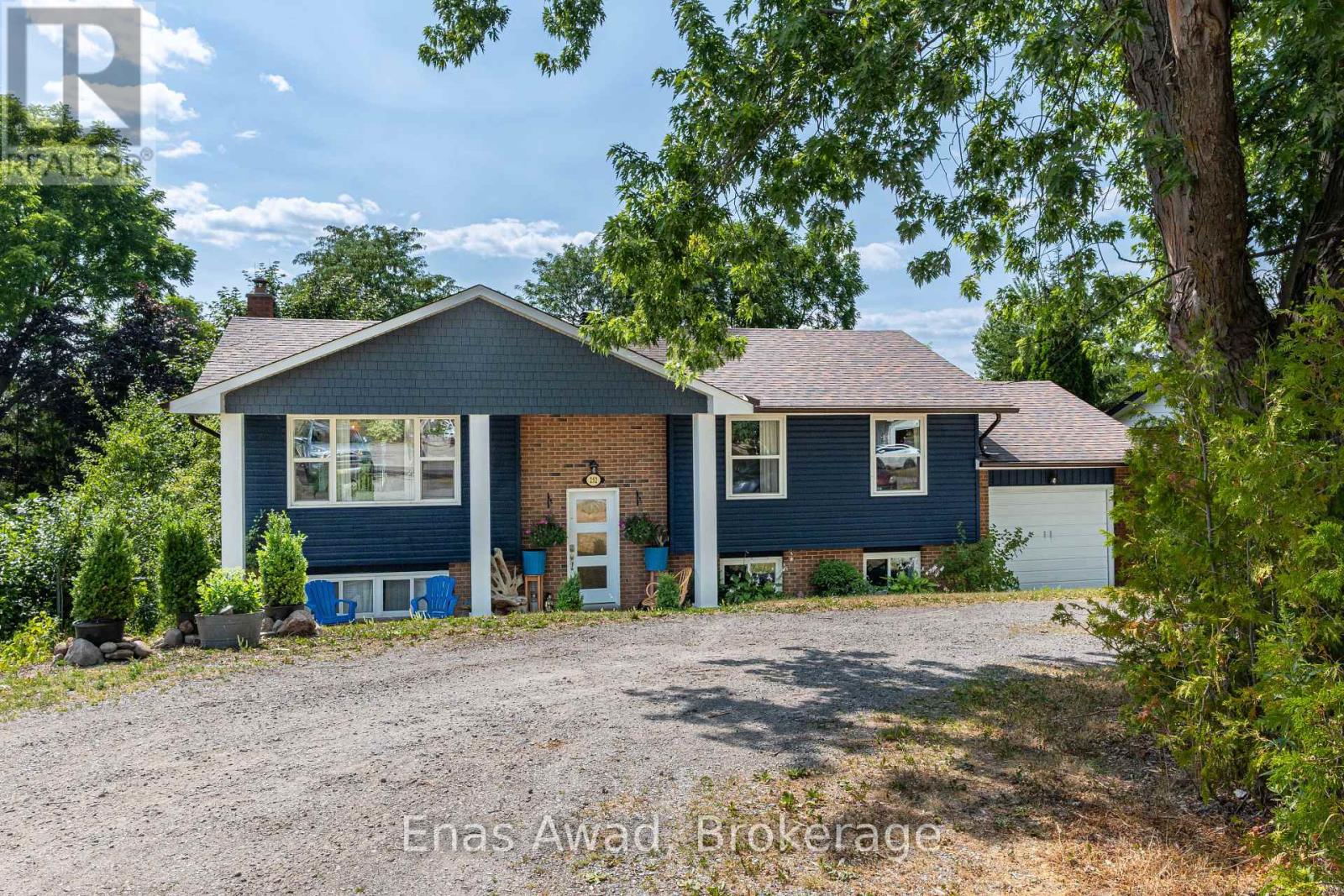 252 QUEEN STREET, Selwyn, Ontario