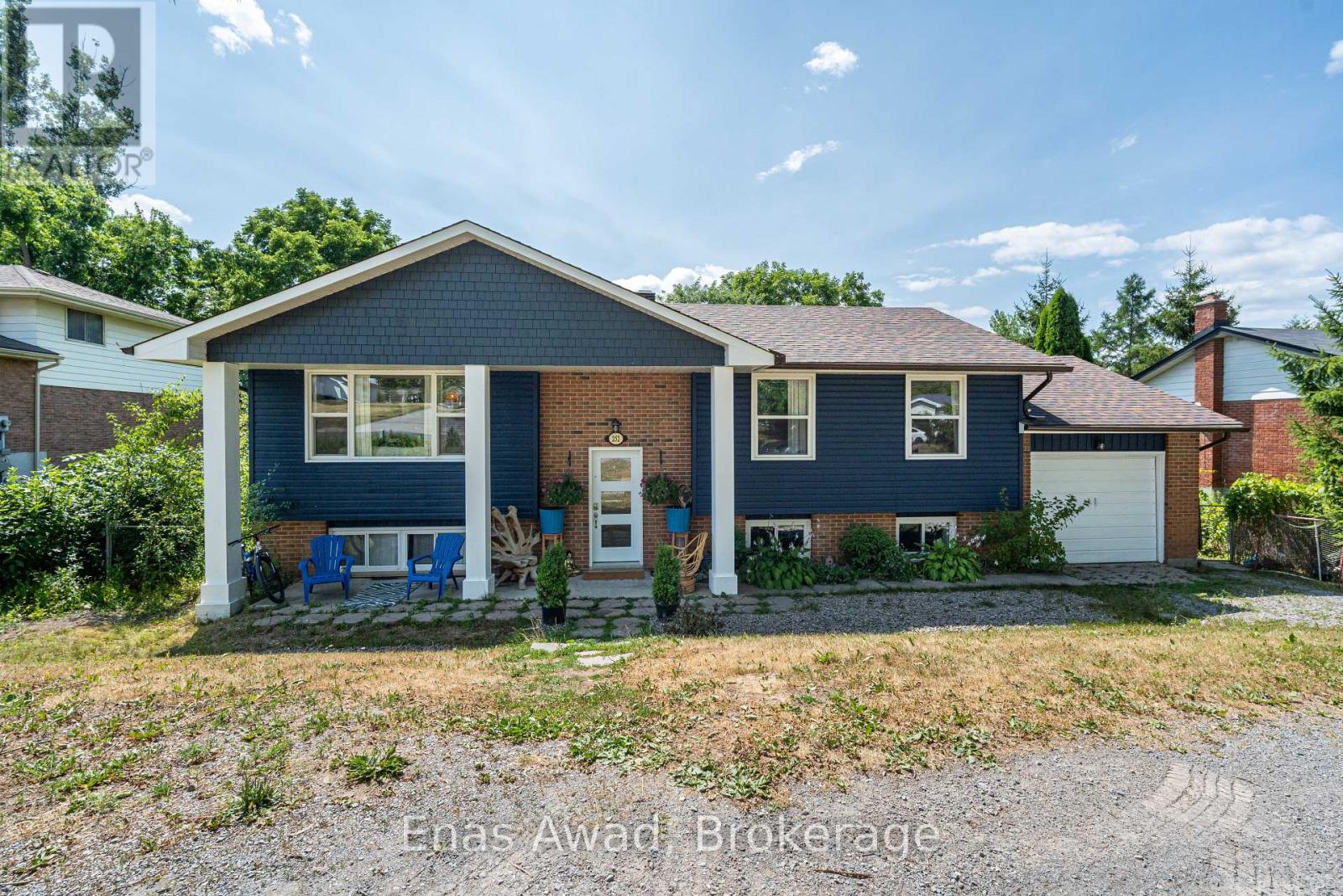 252 Queen Street, Selwyn, Ontario  K0L 2H0 - Photo 2 - X12568742