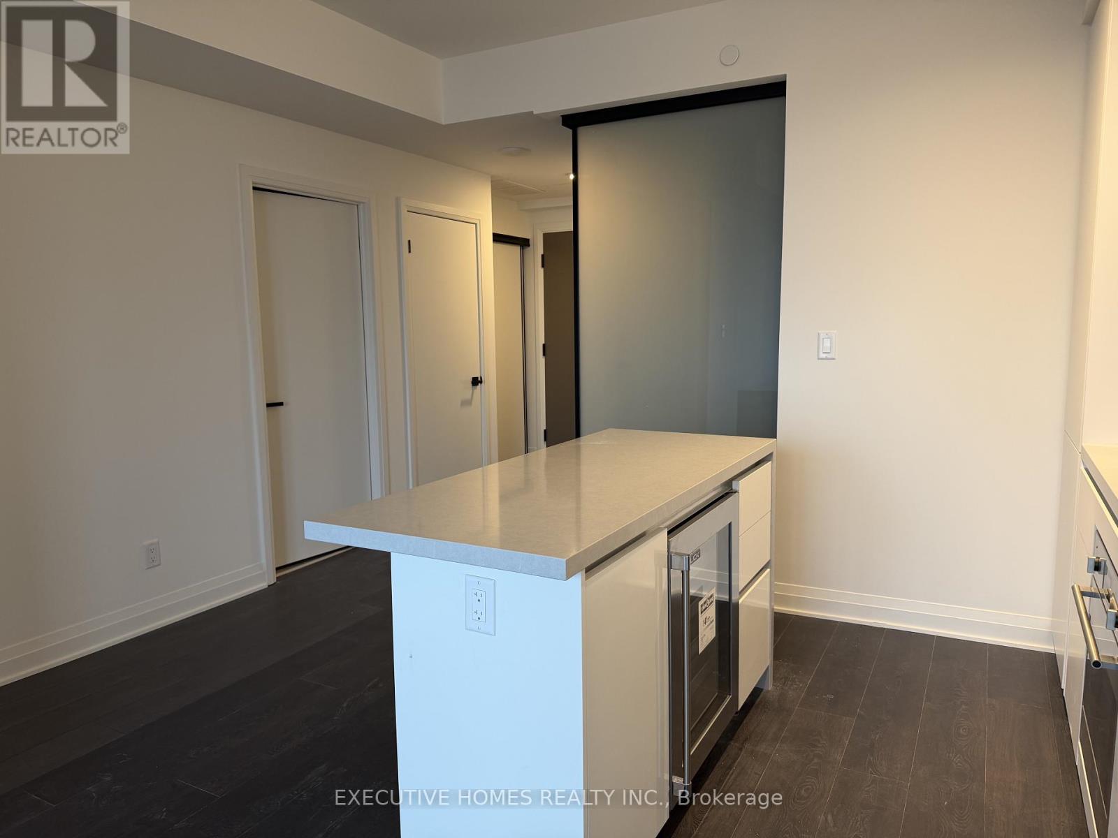 2603 - 4015 The Exchange, Mississauga, Ontario  L5B 0N9 - Photo 9 - W12565178