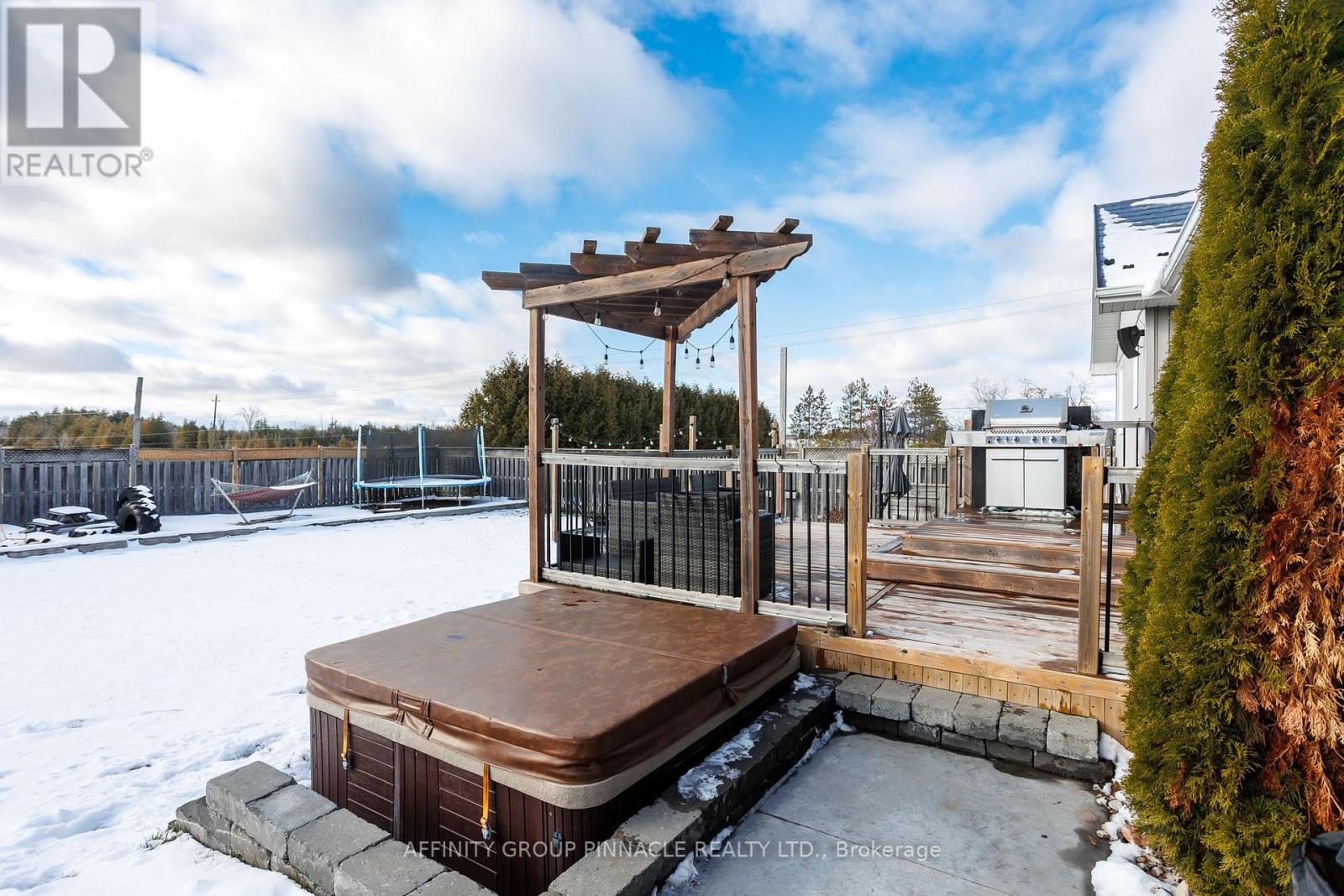 2017 Sturgeon Road, Kawartha Lakes, Ontario  K0M 1L0 - Photo 37 - X12546250