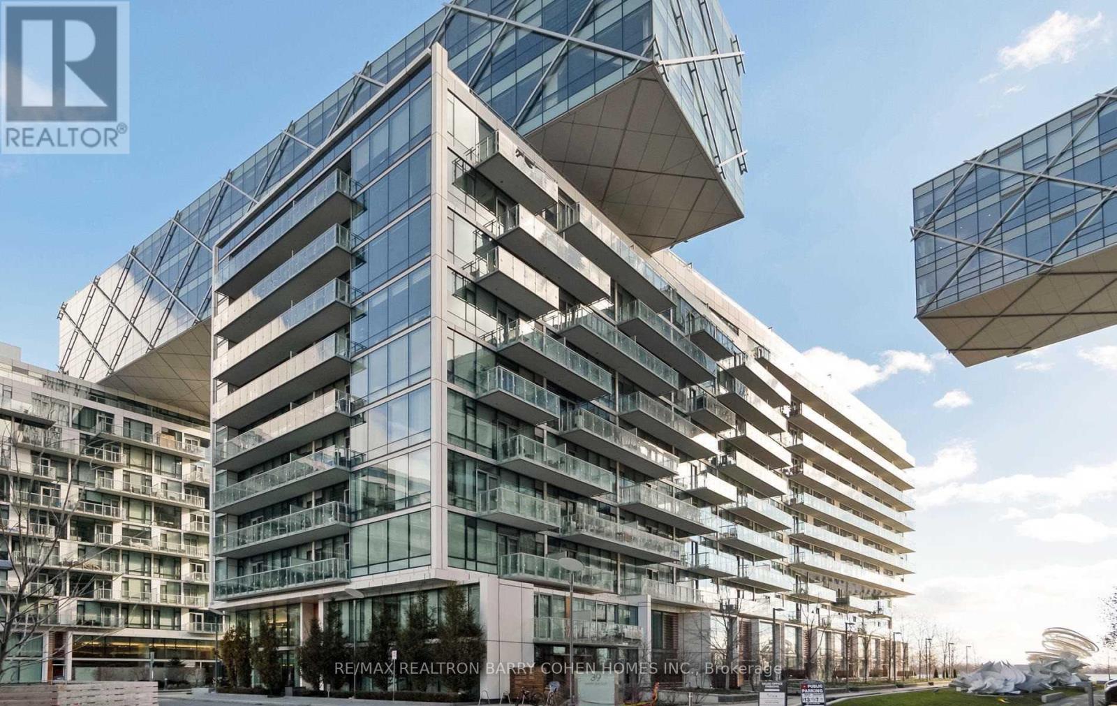 TH122 - 39 QUEENS QUAY E, Toronto, Ontario