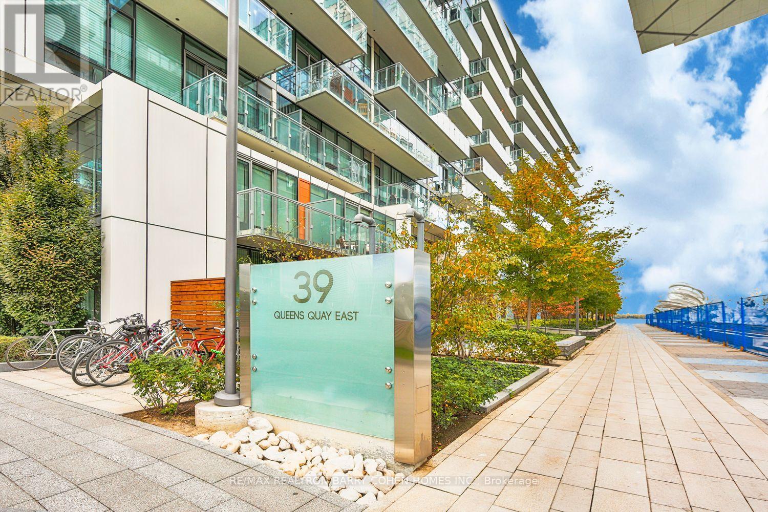 Th122 - 39 Queens Quay E, Toronto, Ontario  M5E 0A5 - Photo 2 - C12568740