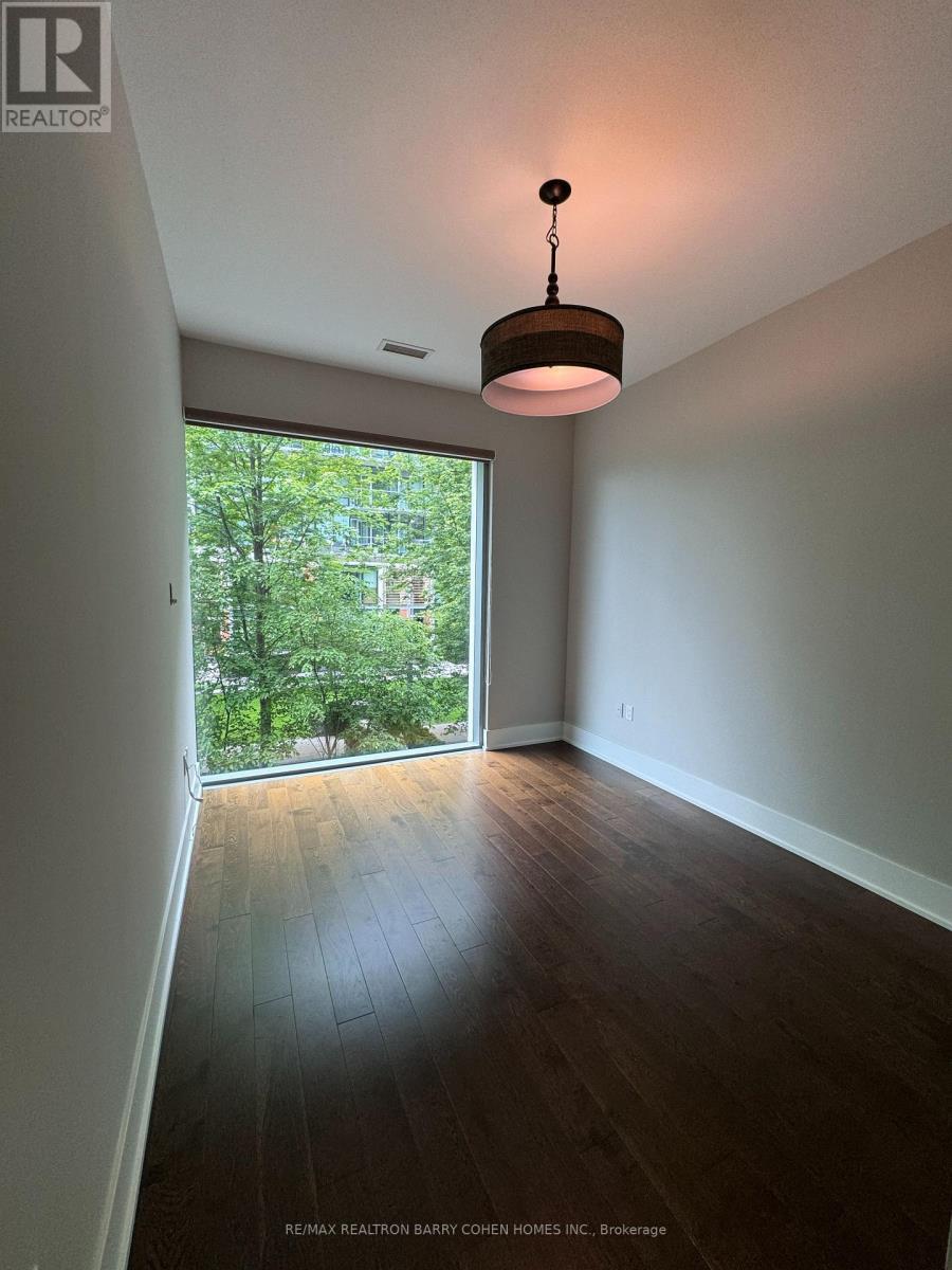 Th122 - 39 Queens Quay E, Toronto, Ontario  M5E 0A5 - Photo 9 - C12568740