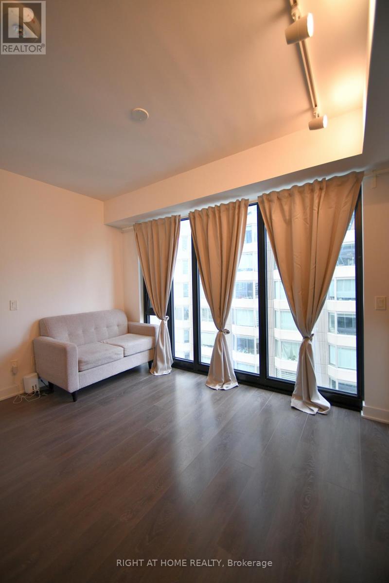 1201 - 188 Cumberland Street, Toronto, Ontario  M5R 0B6 - Photo 10 - C12568746