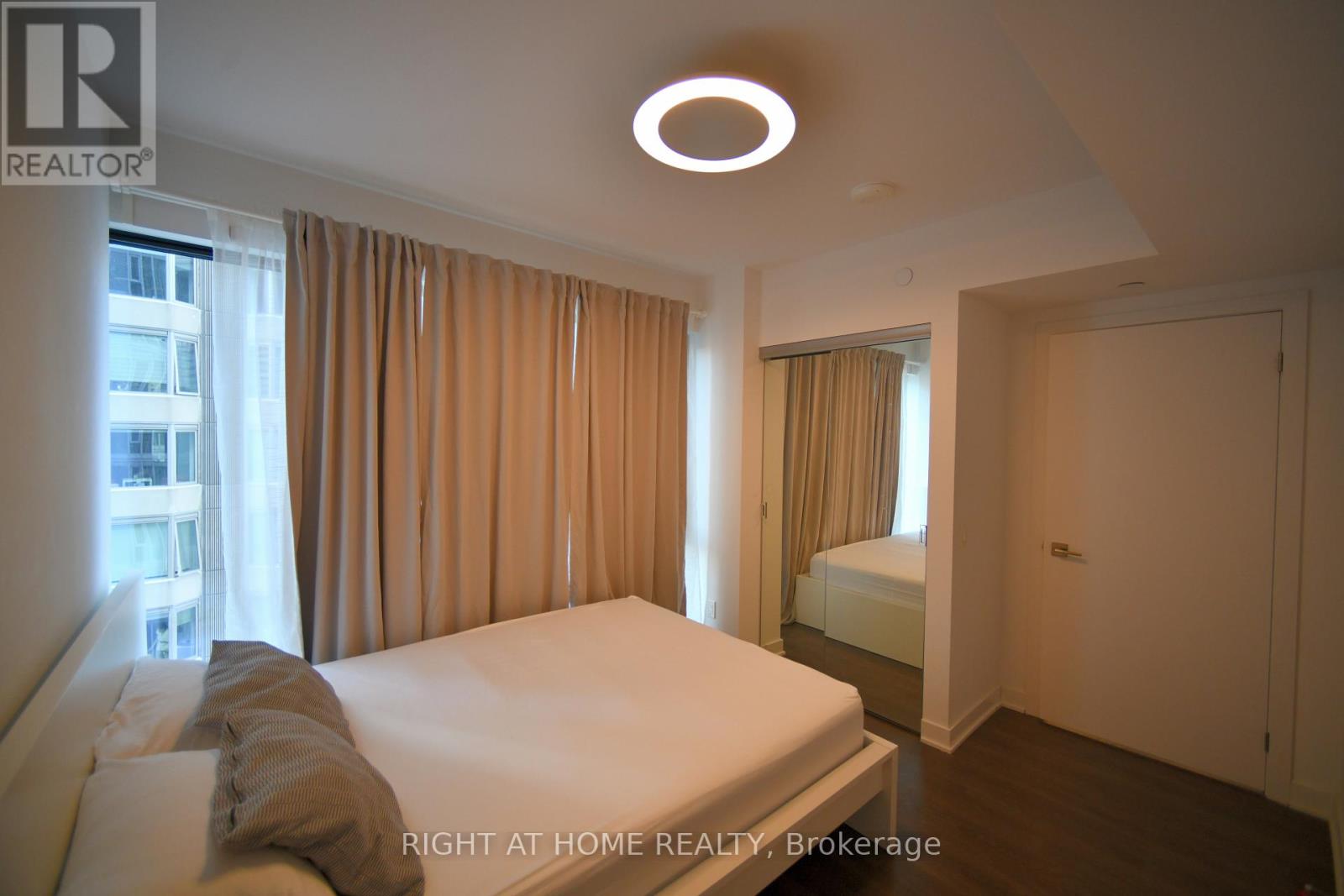 1201 - 188 Cumberland Street, Toronto, Ontario  M5R 0B6 - Photo 15 - C12568746