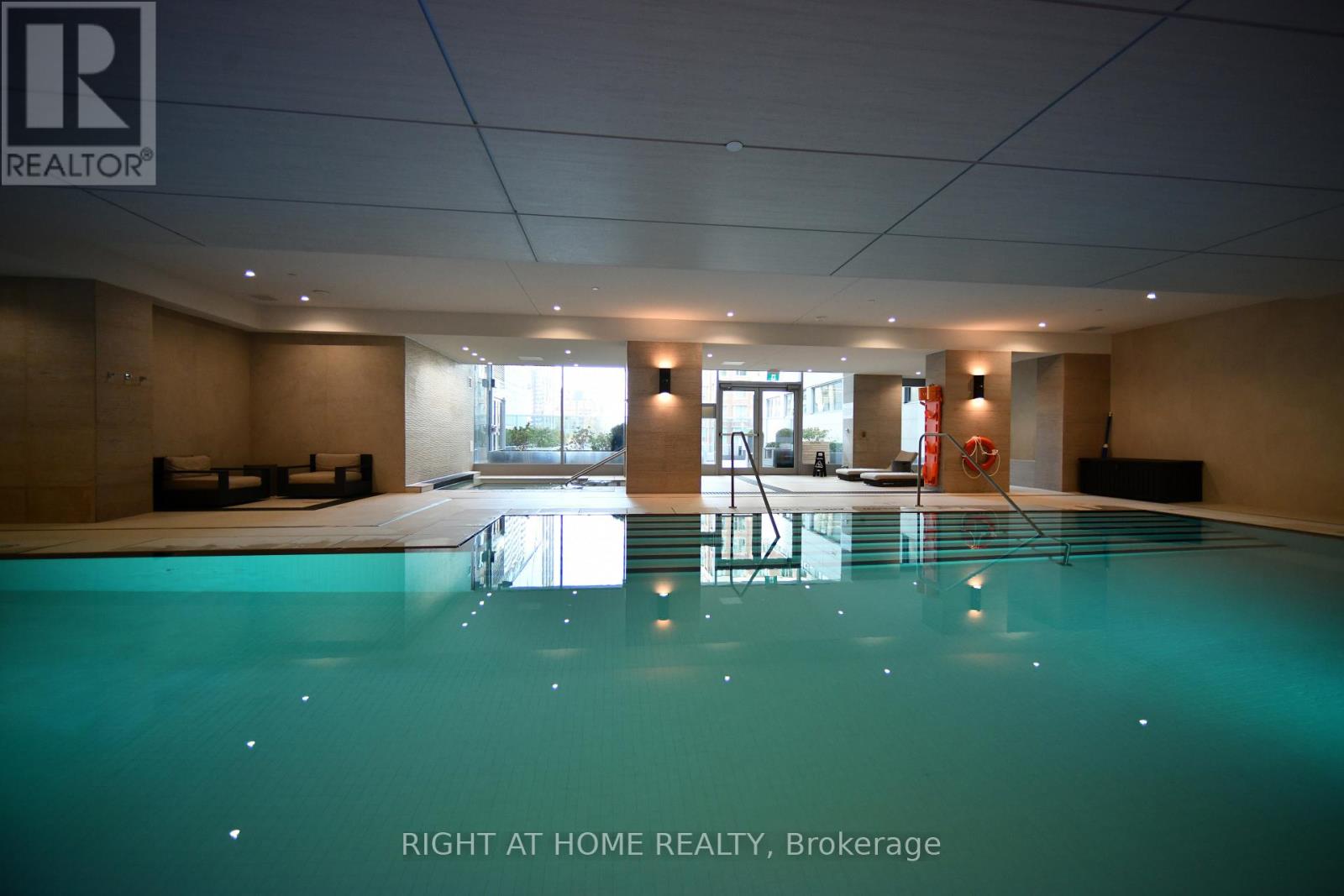 1201 - 188 Cumberland Street, Toronto, Ontario  M5R 0B6 - Photo 19 - C12568746