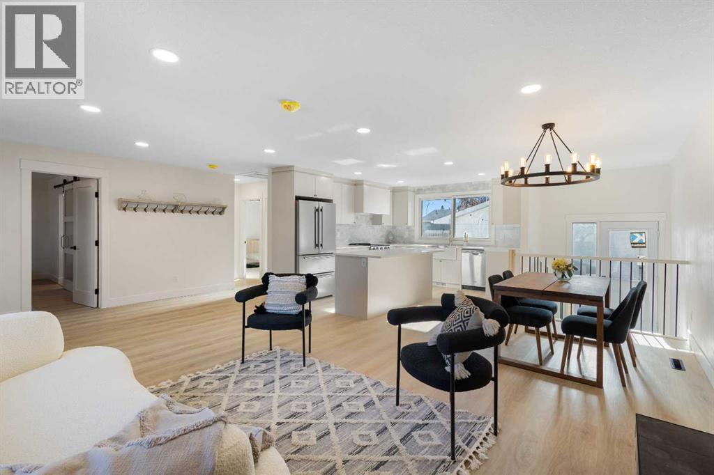 4812 Verona Drive Nw, Calgary, Alberta  T3A 0P4 - Photo 6 - A2267859