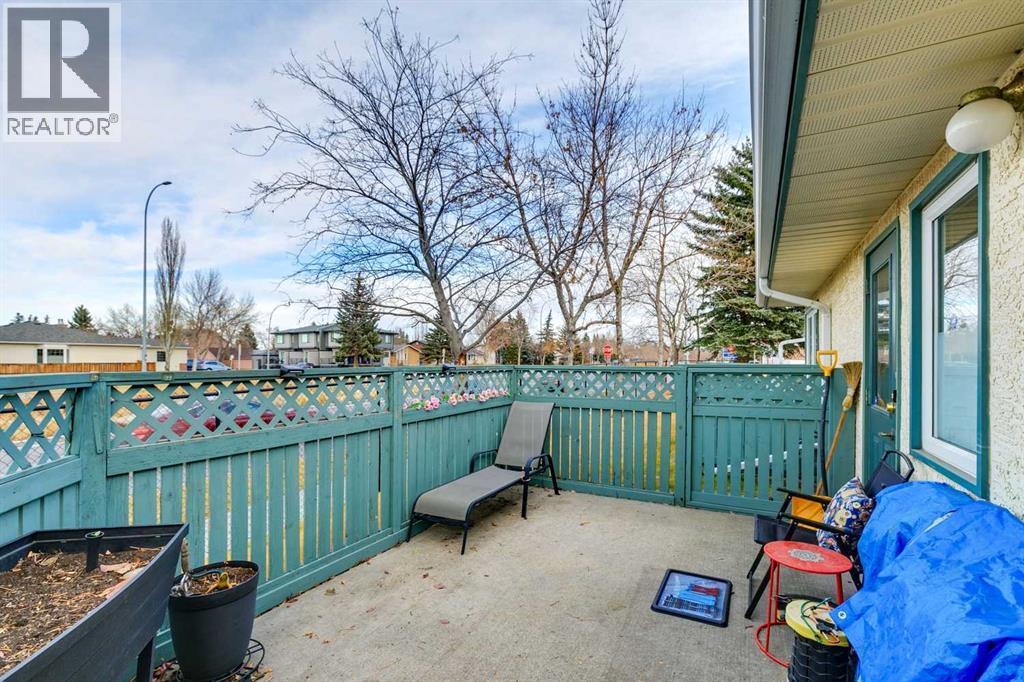 2848 Dovely Park Se, Calgary, Alberta  T2B 3G9 - Photo 20 - A2271427