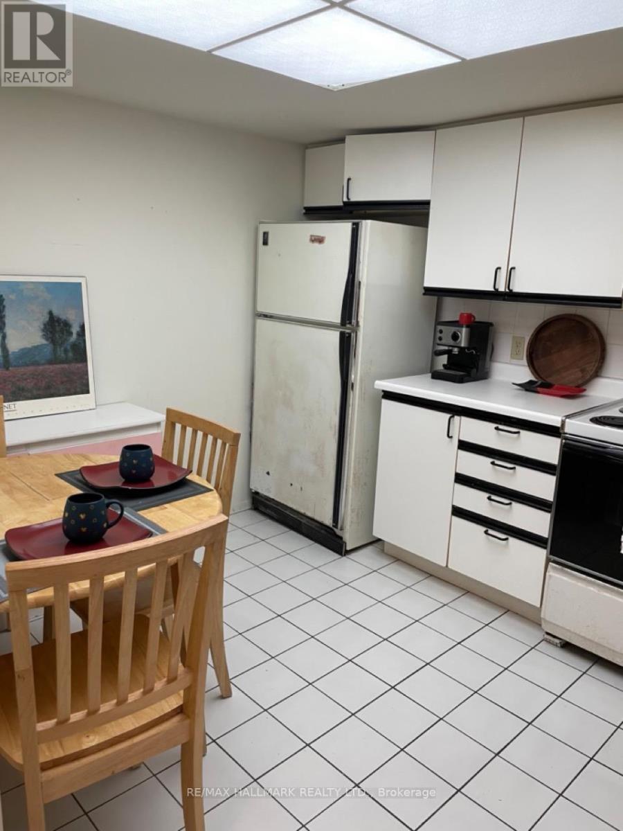 209 - 1101 Steeles Avenue W, Toronto, Ontario  M2R 3W5 - Photo 10 - C12406604