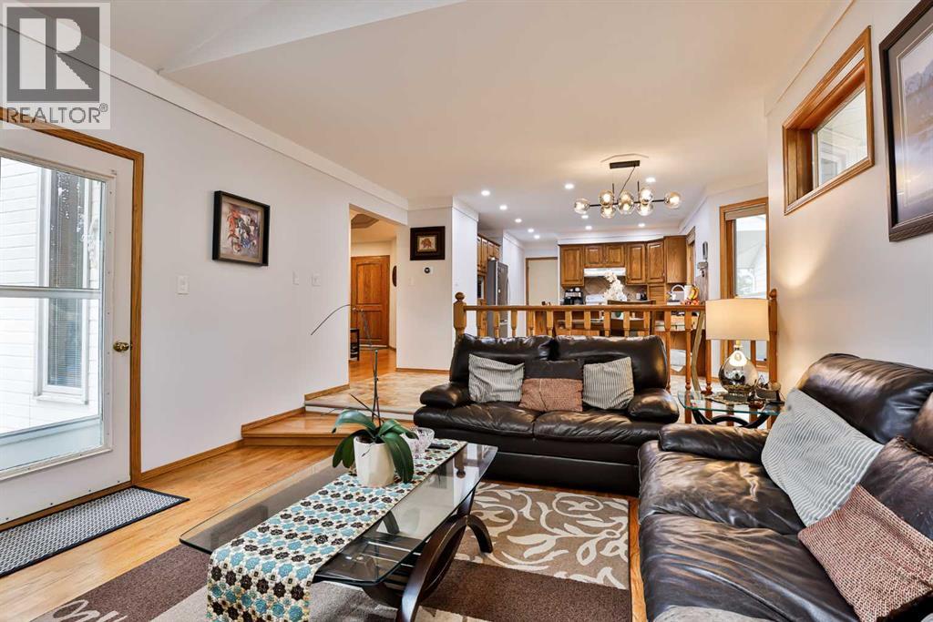 93 Coachwood Road W, Lethbridge, Alberta  T1K 6B4 - Photo 13 - A2245693