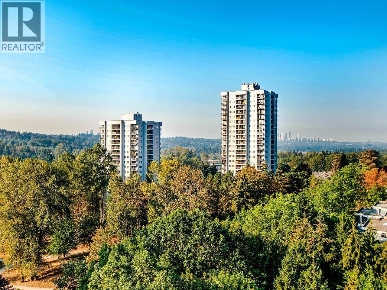 1307 9521 Cardston Court, Burnaby, British Columbia  V3N 4R8 - Photo 2 - R3065304