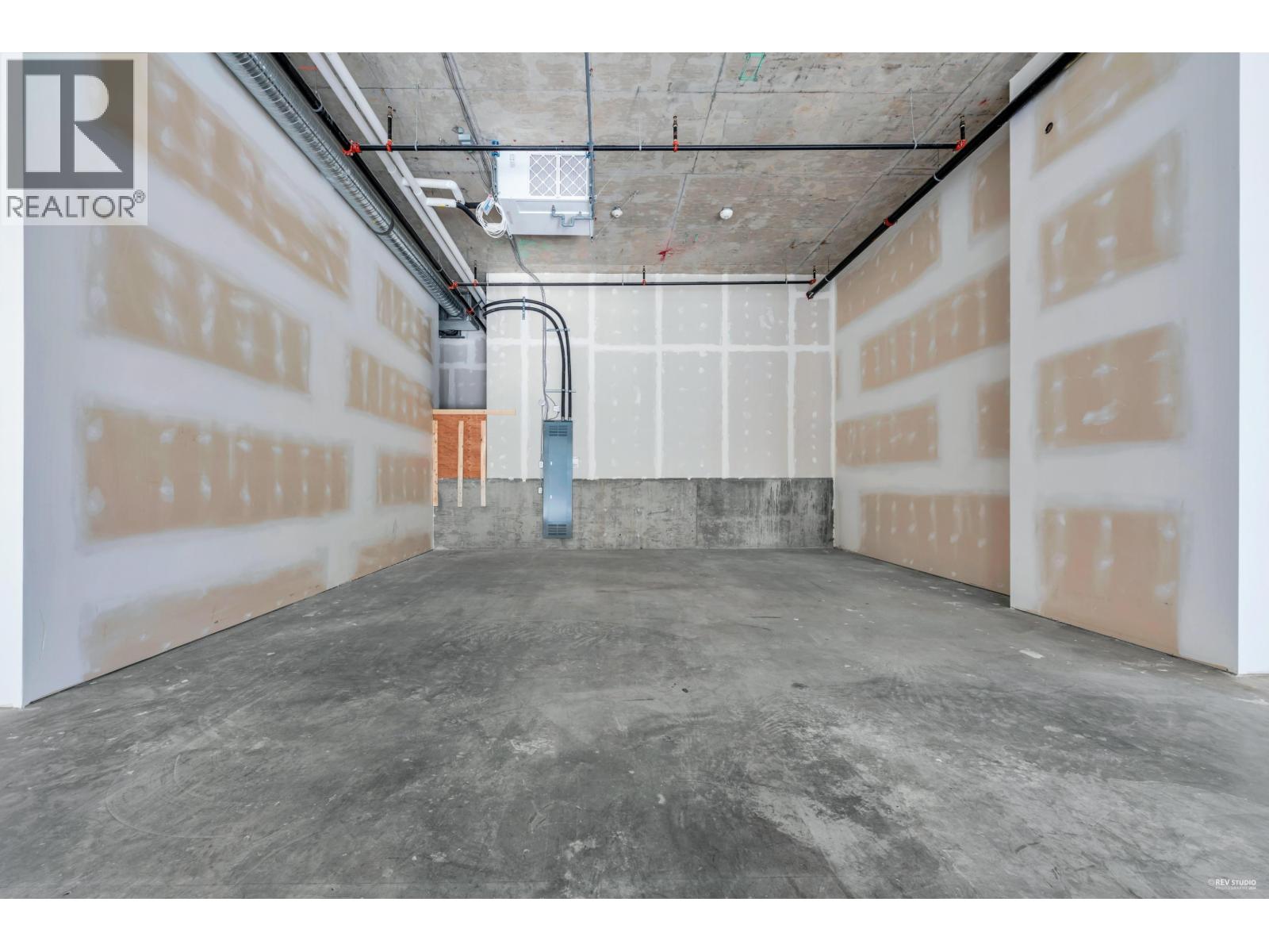 114 Carrie Cates Court, North Vancouver, British Columbia  V7M 0G7 - Photo 11 - C8074008