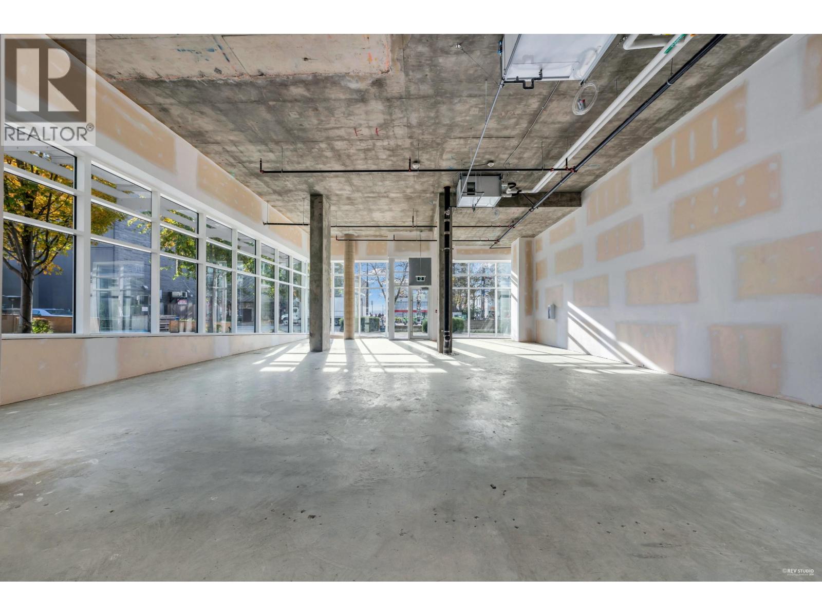 114 Carrie Cates Court, North Vancouver, British Columbia  V7M 0G7 - Photo 8 - C8074008