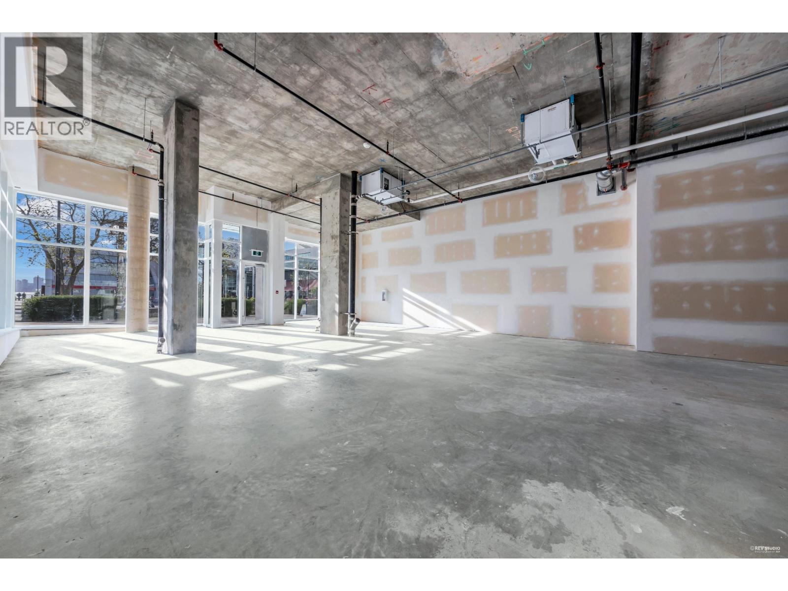 114 Carrie Cates Court, North Vancouver, British Columbia  V7M 0G7 - Photo 6 - C8074008