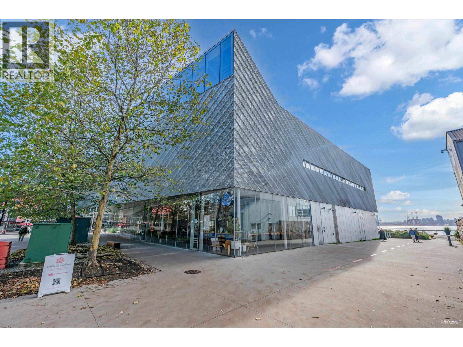 114 Carrie Cates Court, North Vancouver, British Columbia  V7M 0G7 - Photo 12 - C8074008