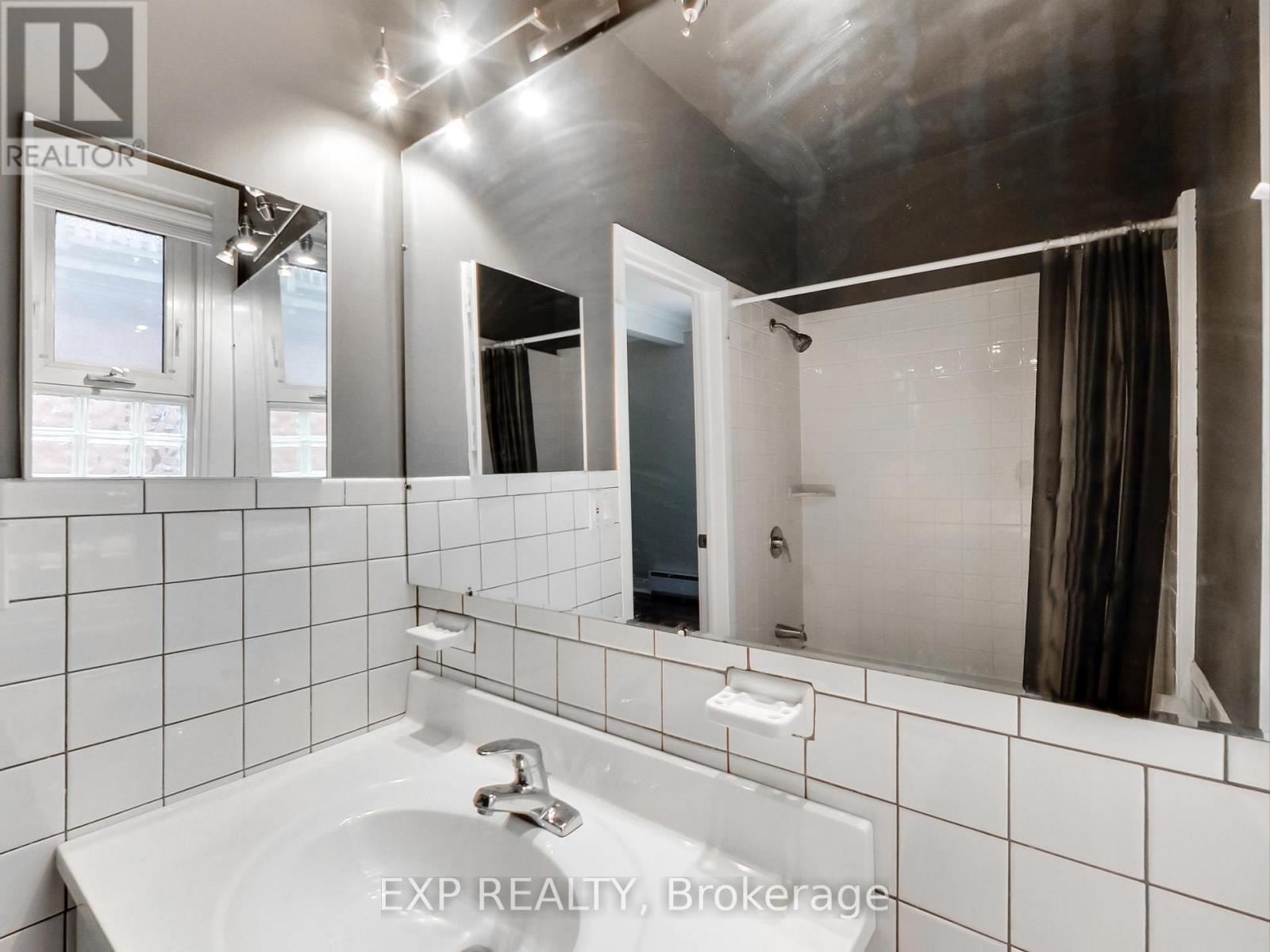 Unit 3 - 38 River Street, Toronto, Ontario  M5A 3N9 - Photo 13 - C12568758