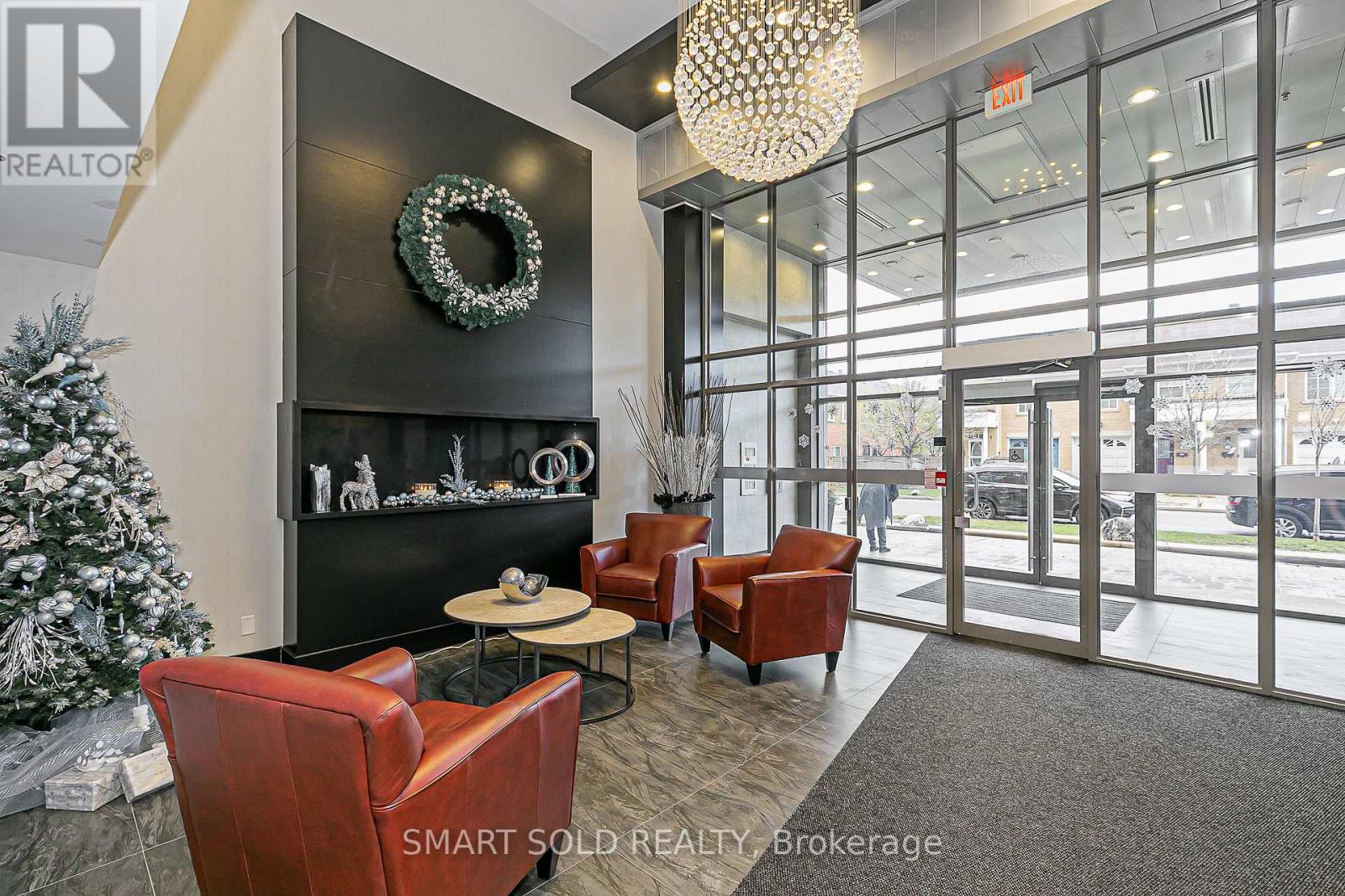 710 - 120 Dallimore Circle N, Toronto, Ontario  M3C 4J1 - Photo 3 - C12568760