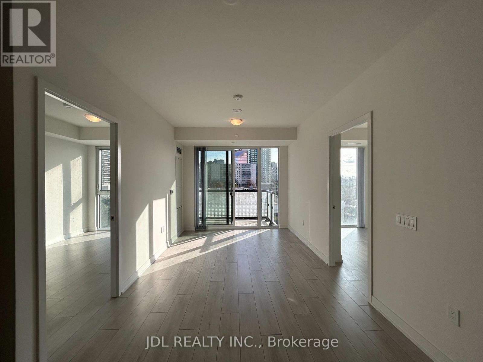 321 - 5858 Yonge St Street, Toronto, Ontario  M2M 3T3 - Photo 2 - C12568762