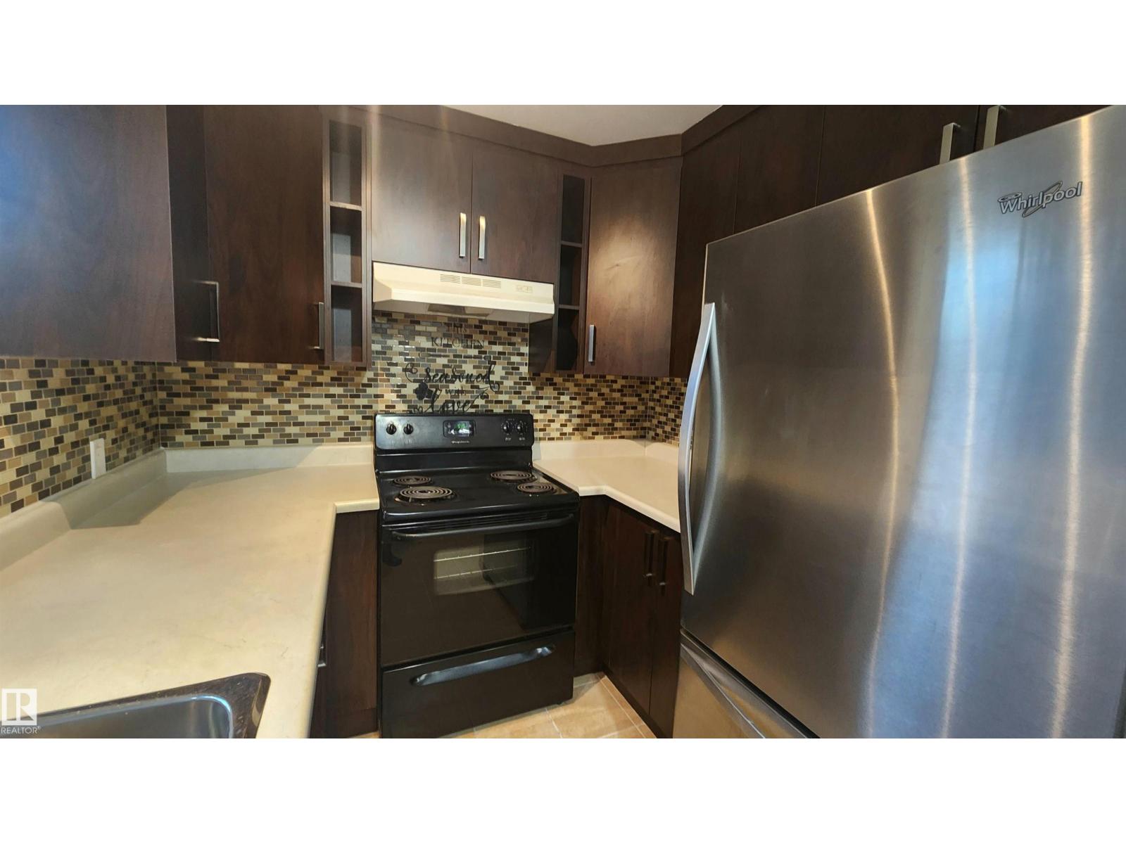 10331 153 St Nw, Edmonton, Alberta  T5P 2B7 - Photo 9 - E4463481