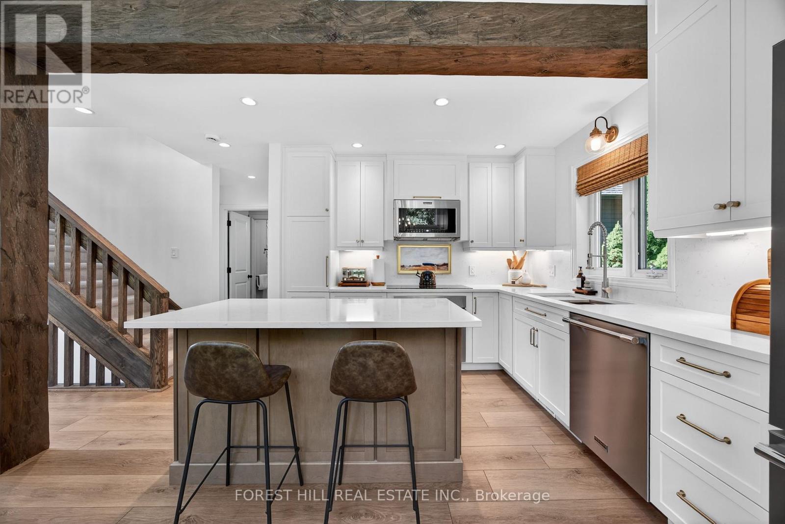 3328 Flos Road 6 Road W, Springwater, Ontario  L0L 2K0 - Photo 17 - S12568754