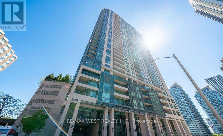 1501 - 208 Enfield Place, Mississauga, Ontario  L5B 0G8 - Photo 11 - W12568756