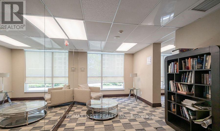 1501 - 208 Enfield Place, Mississauga, Ontario  L5B 0G8 - Photo 17 - W12568756