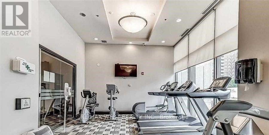 1501 - 208 Enfield Place, Mississauga, Ontario  L5B 0G8 - Photo 7 - W12568756