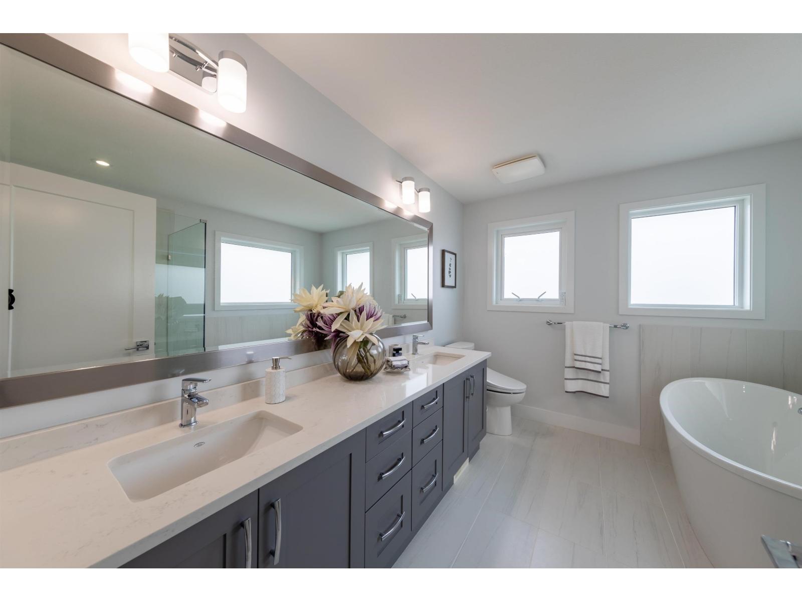 16586 21 Avenue, Surrey, British Columbia  V3Z 1B9 - Photo 16 - R3069411