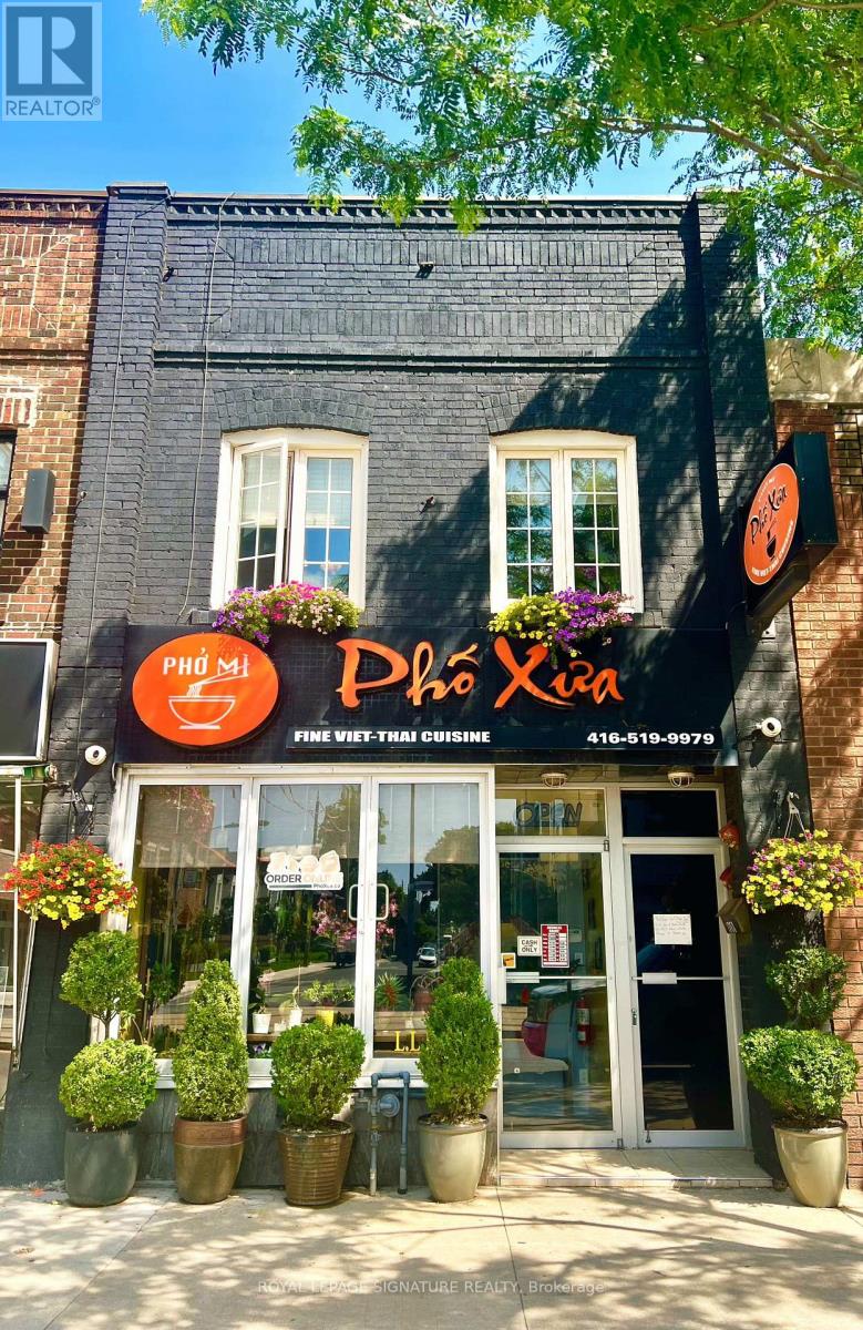 1768 ST CLAIR AVENUE W, Toronto, Ontario