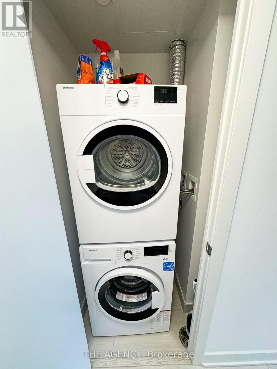 810 - 188 Cumberland Street, Toronto, Ontario  M5R 0B6 - Photo 7 - C12568770