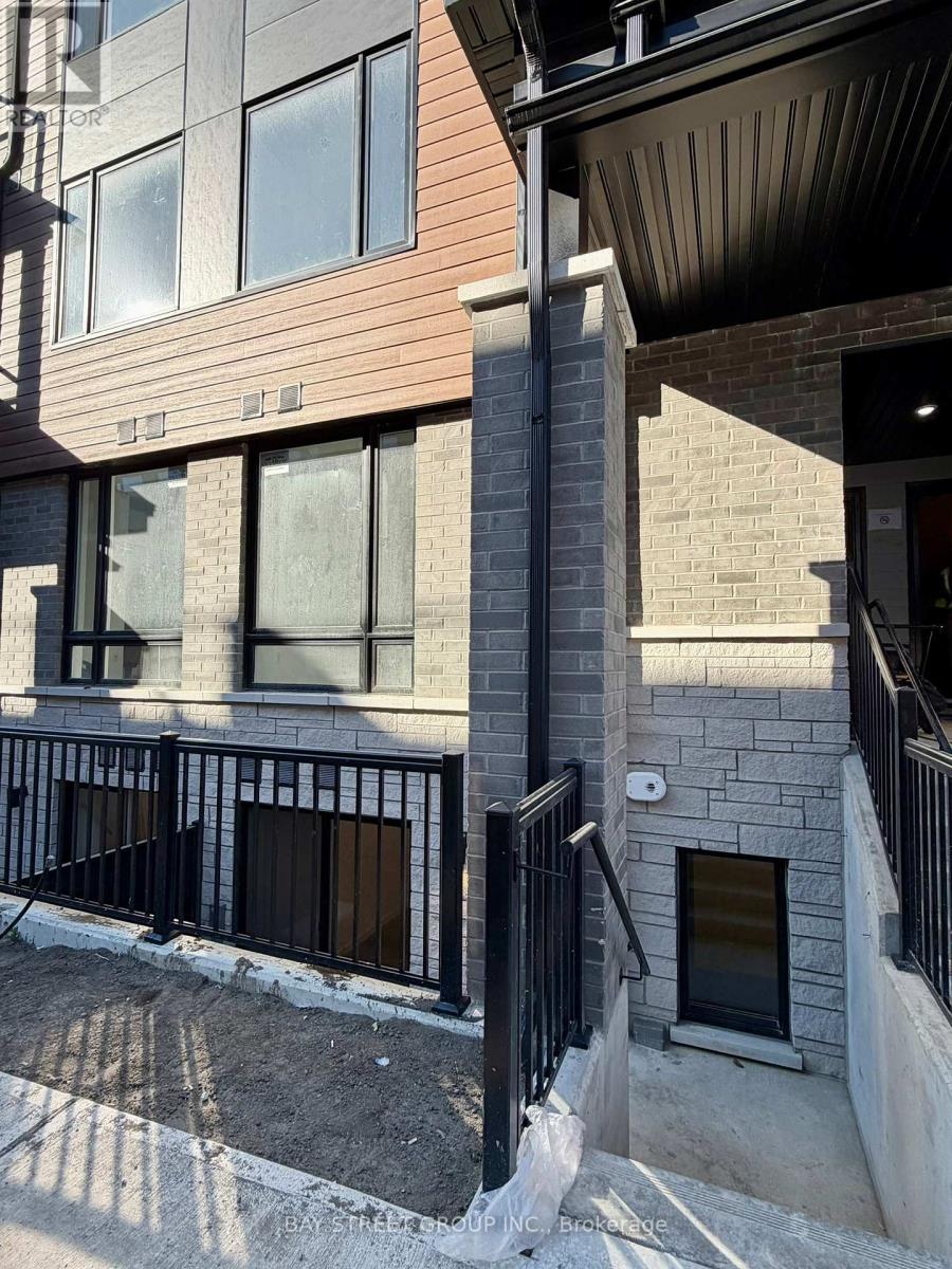 20 - 113 Marydale Street, Markham, Ontario  L3S 0E3 - Photo 3 - N12568768