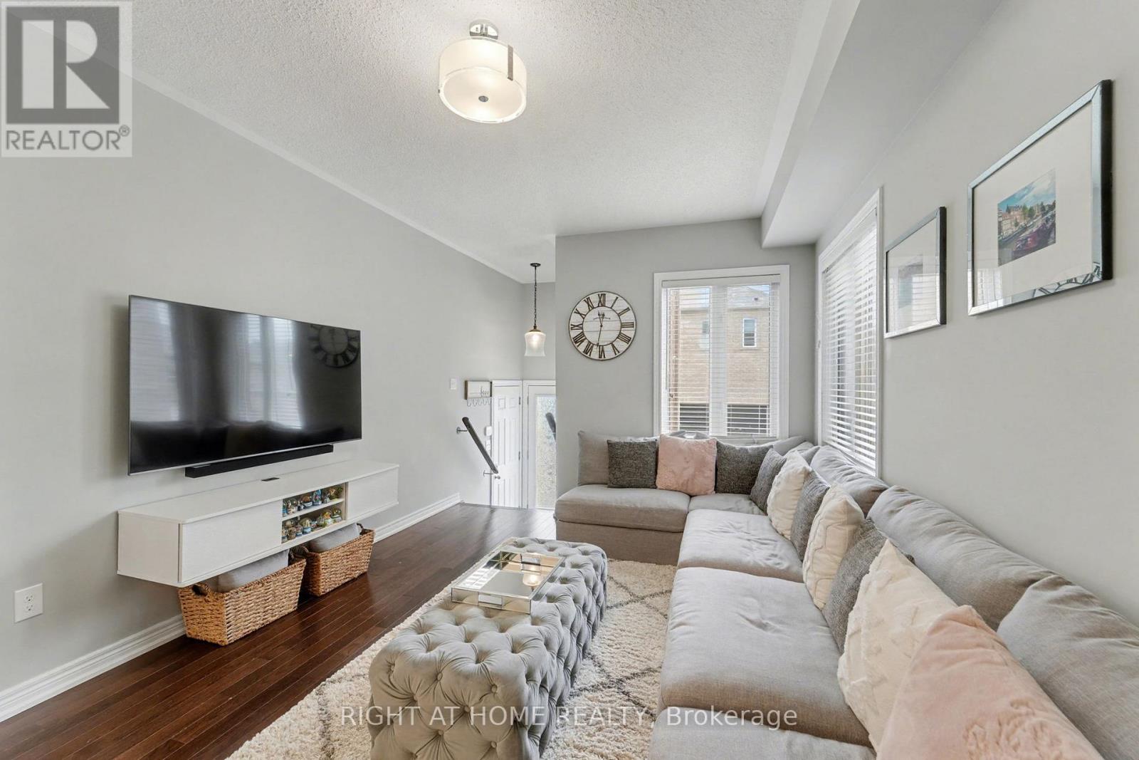 11 Windyton Avenue, Markham, Ontario  L6B 0X3 - Photo 19 - N12568784