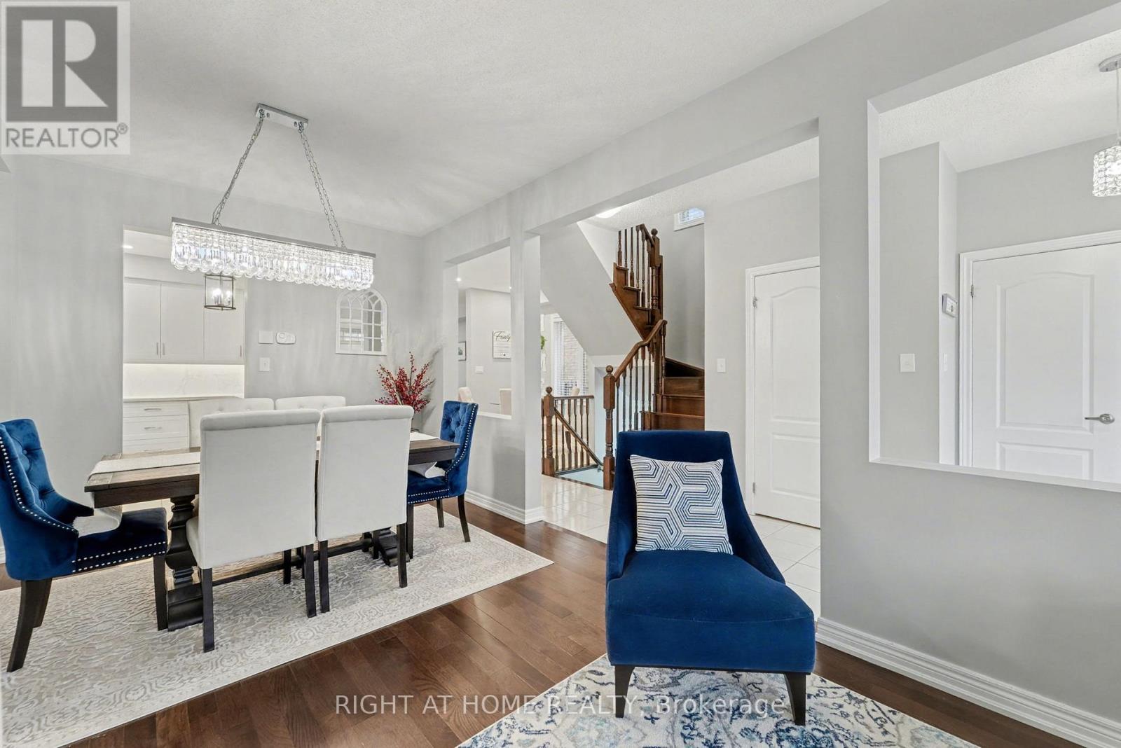 11 Windyton Avenue, Markham, Ontario  L6B 0X3 - Photo 9 - N12568784