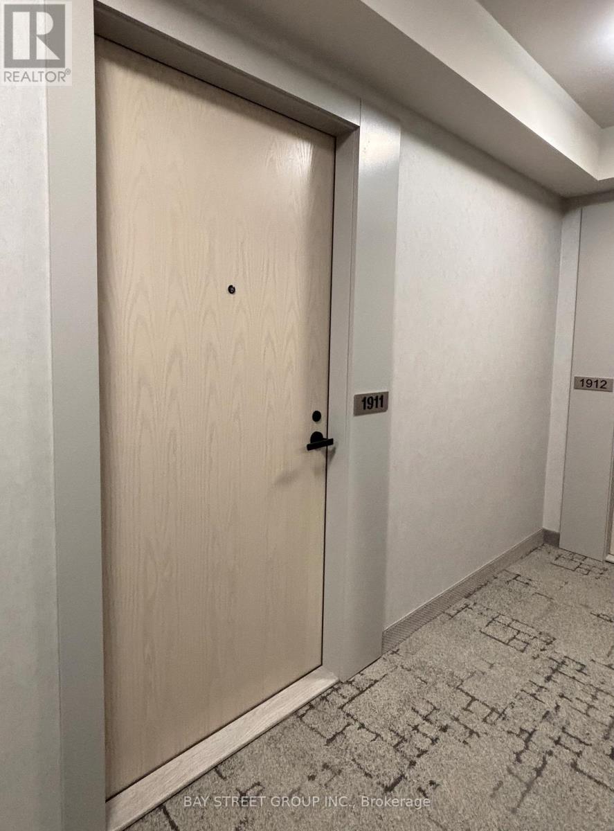 1911 - 195 Commerce Street, Vaughan, Ontario  L4K 0P9 - Photo 11 - N12568792