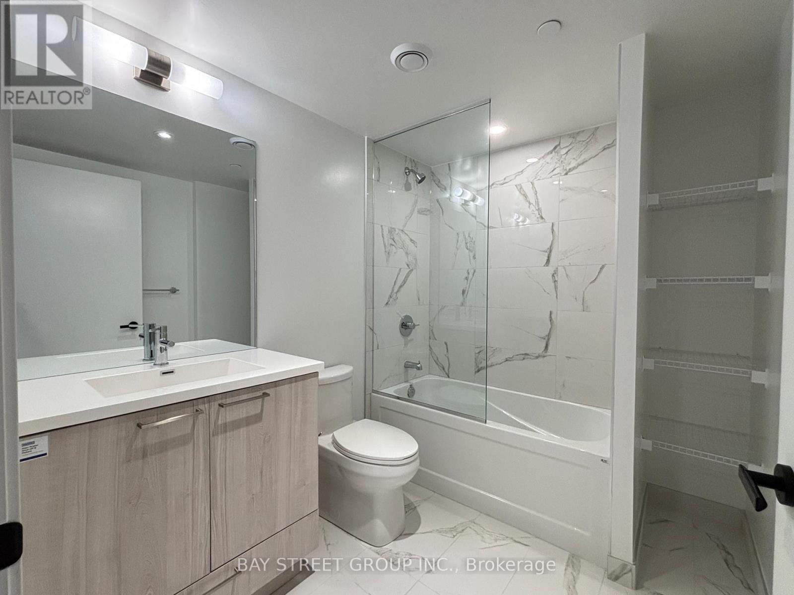 1911 - 195 Commerce Street, Vaughan, Ontario  L4K 0P9 - Photo 23 - N12568792