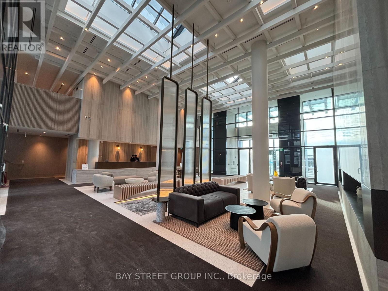 1911 - 195 Commerce Street, Vaughan, Ontario  L4K 0P9 - Photo 5 - N12568792