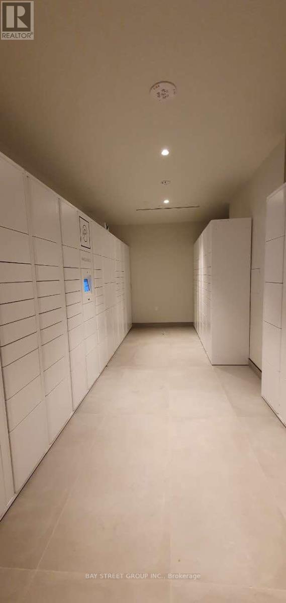 1911 - 195 Commerce Street, Vaughan, Ontario  L4K 0P9 - Photo 7 - N12568792