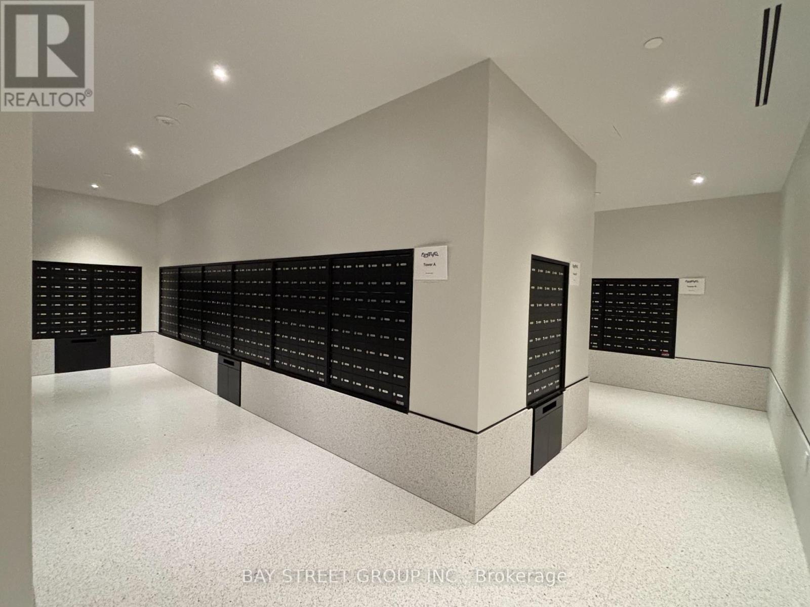 1911 - 195 Commerce Street, Vaughan, Ontario  L4K 0P9 - Photo 8 - N12568792