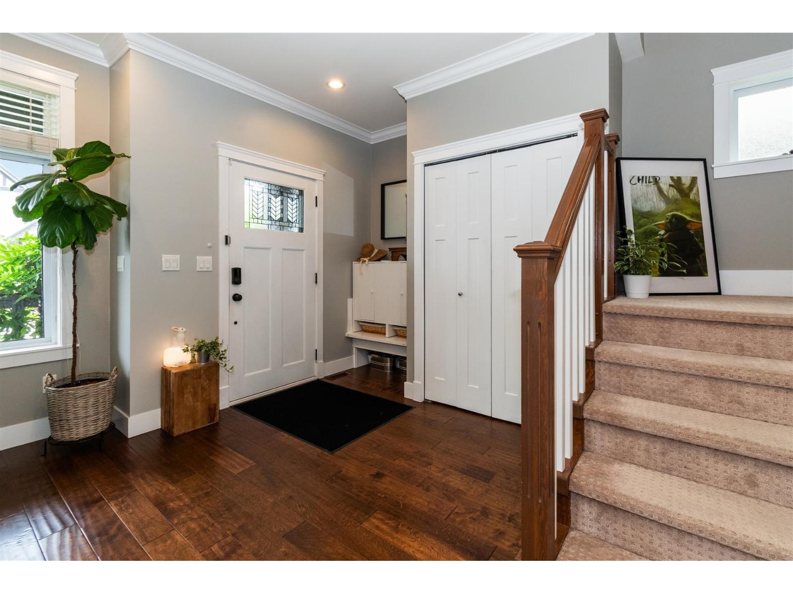 21048 80a Avenue, Langley, British Columbia  V2Y 0J4 - Photo 3 - R3055084