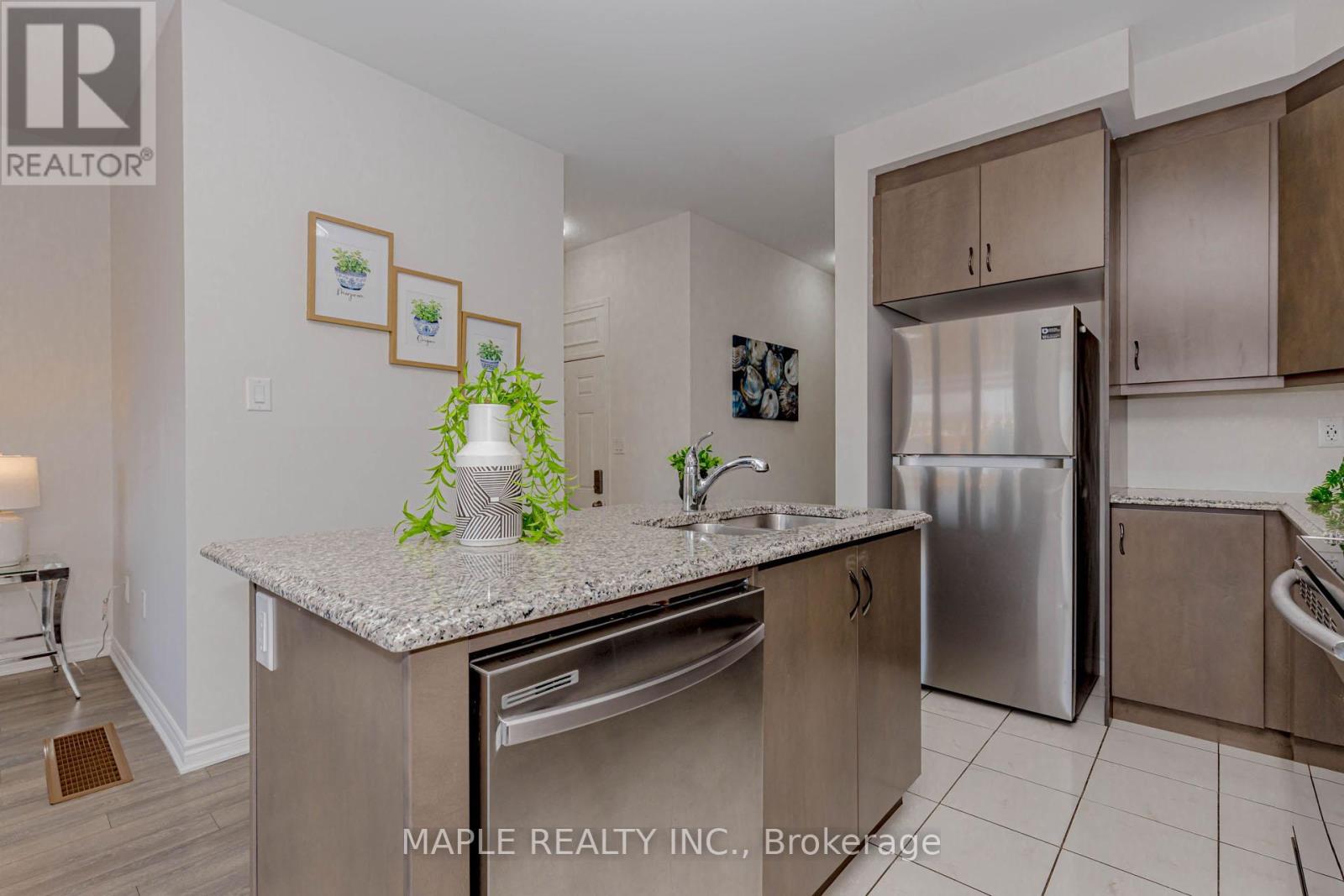 18 Boothill Drive, Brampton, Ontario  L7A 5E6 - Photo 15 - W12568780