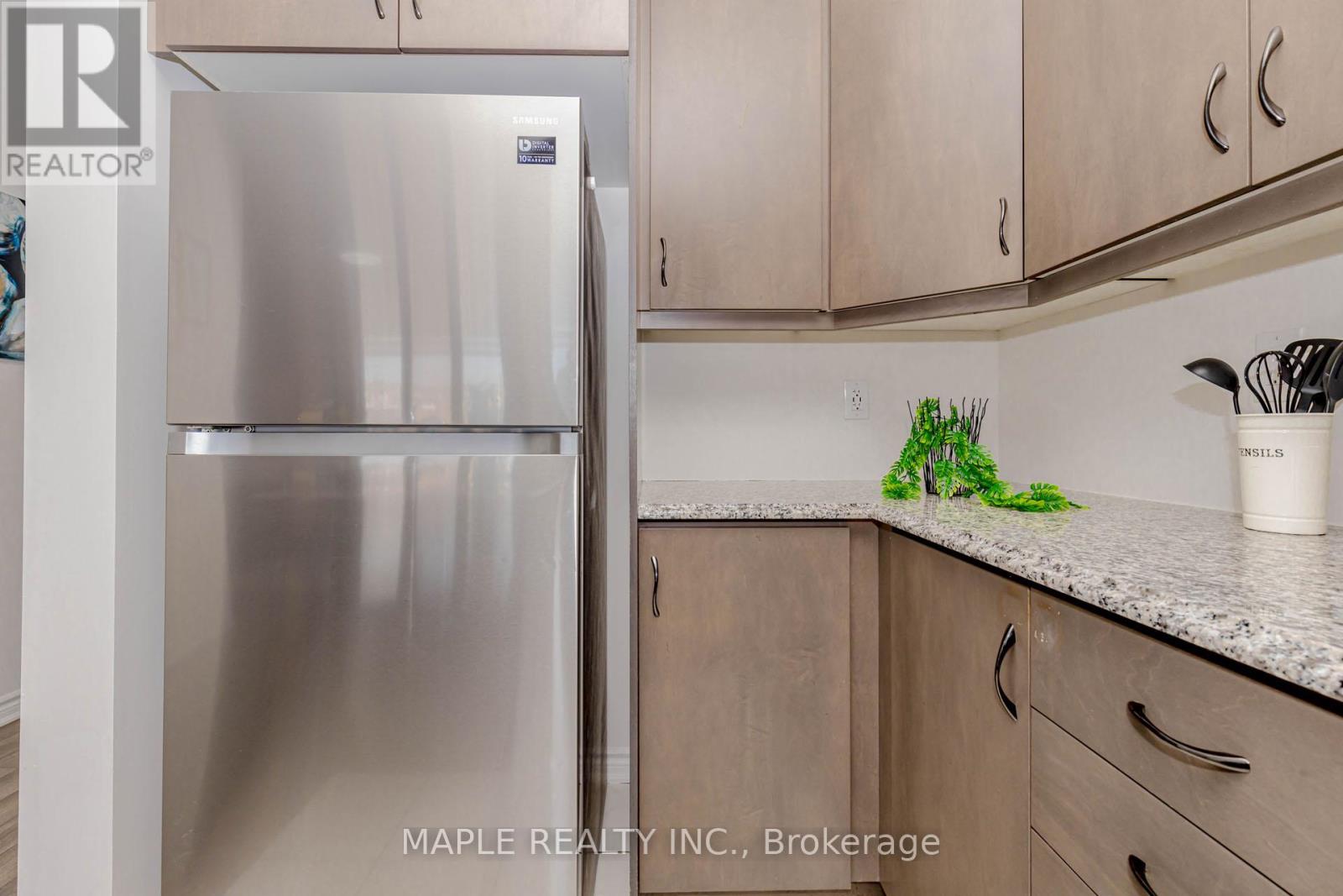 18 Boothill Drive, Brampton, Ontario  L7A 5E6 - Photo 16 - W12568780