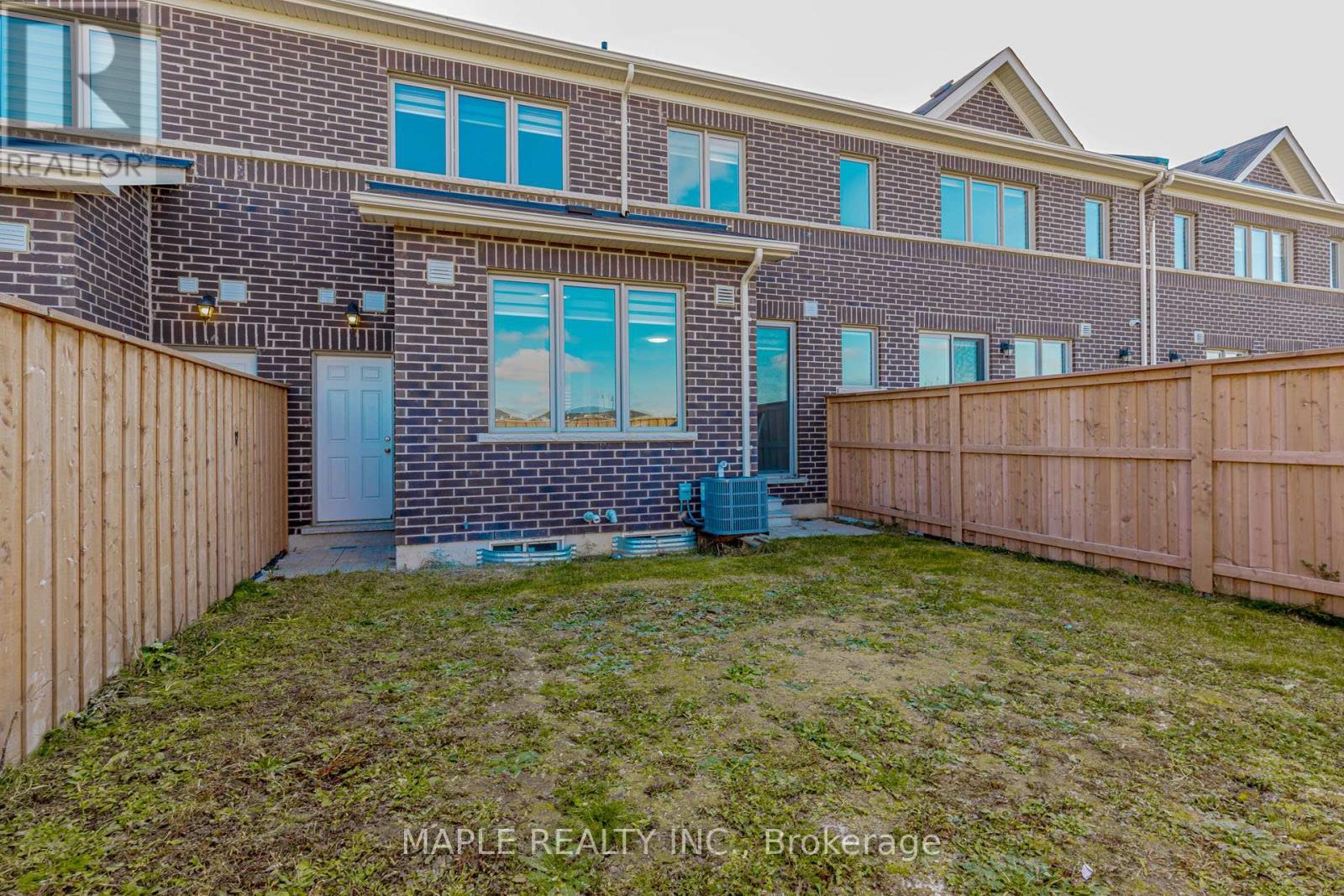 18 Boothill Drive, Brampton, Ontario  L7A 5E6 - Photo 47 - W12568780