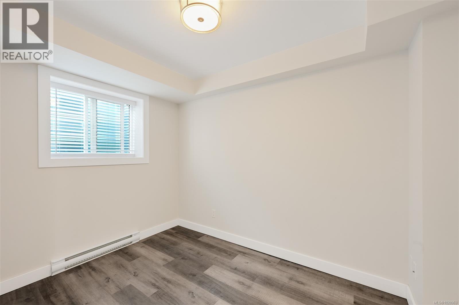 720 Alston St, Victoria, British Columbia  V9A 3K5 - Photo 36 - 1020963