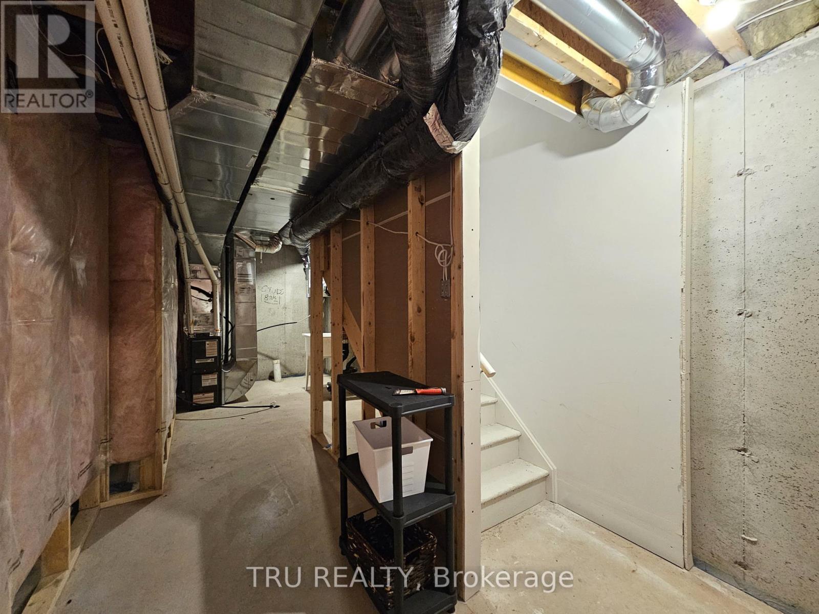 887 Couloir Road, Ottawa, Ontario  K1W 0P5 - Photo 17 - X12568806