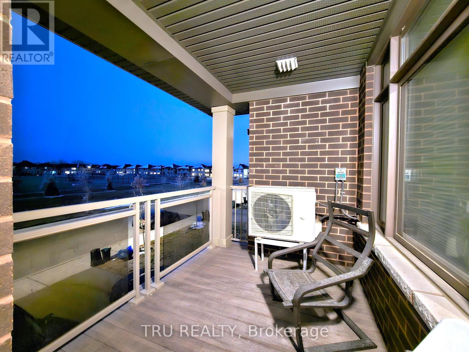 887 Couloir Road, Ottawa, Ontario  K1W 0P5 - Photo 8 - X12568806