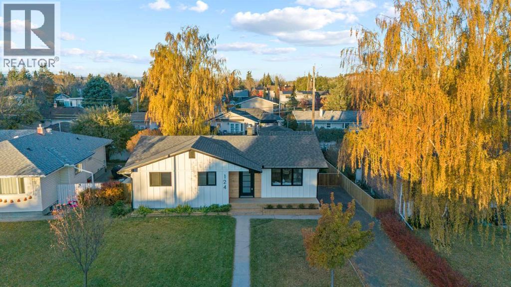 124 Gainsborough Drive Sw, Calgary, Alberta  T3E 4W9 - Photo 46 - A2266101