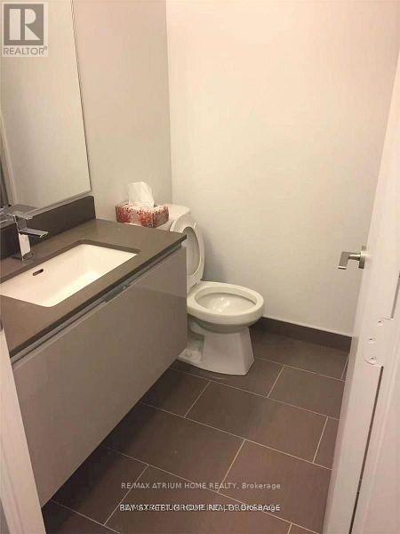 1106 - 200 Bloor Street W, Toronto, Ontario  M5S 1T8 - Photo 2 - C12568824